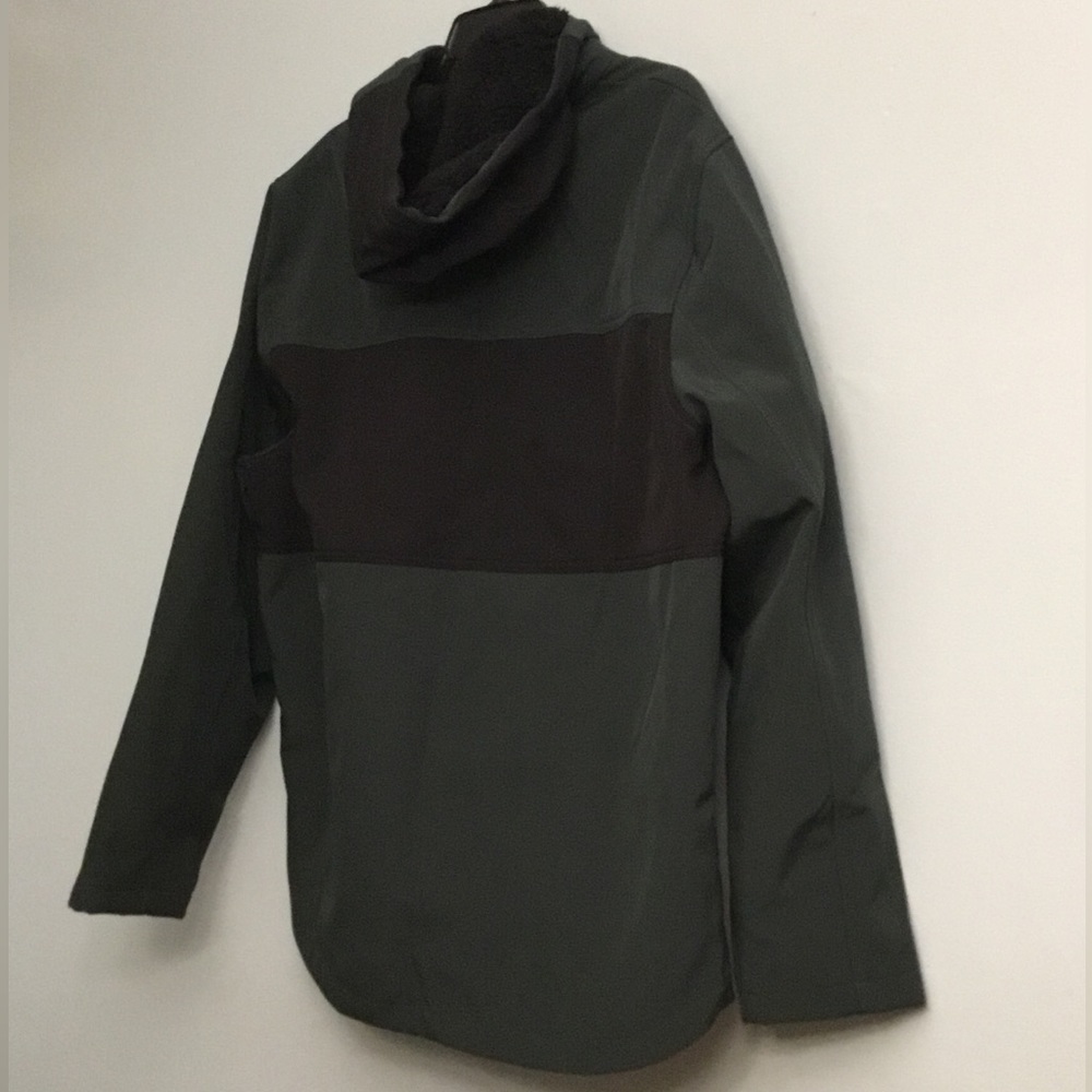 Kenneth Cole jacket - Picture 13 of 16
